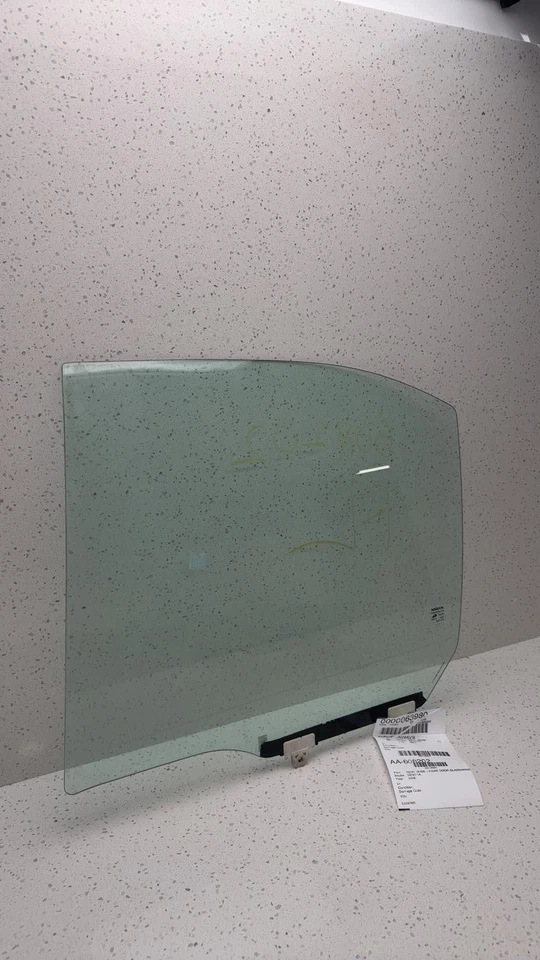 00 01 02 03 04 05 06 NISSAN SENTRA Rear Door Glass/window Nissan Left - Image 3 of 4