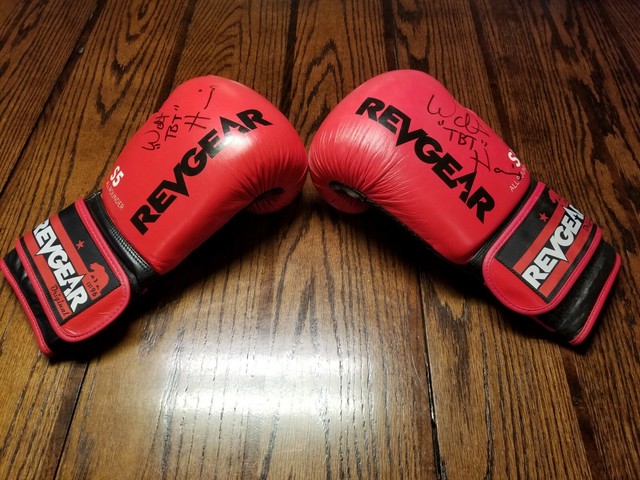 Revgear S5 All Rounders 160z Boxing Gloves Signed By Walt Harris The Big Ticket For Sale Online Ebay