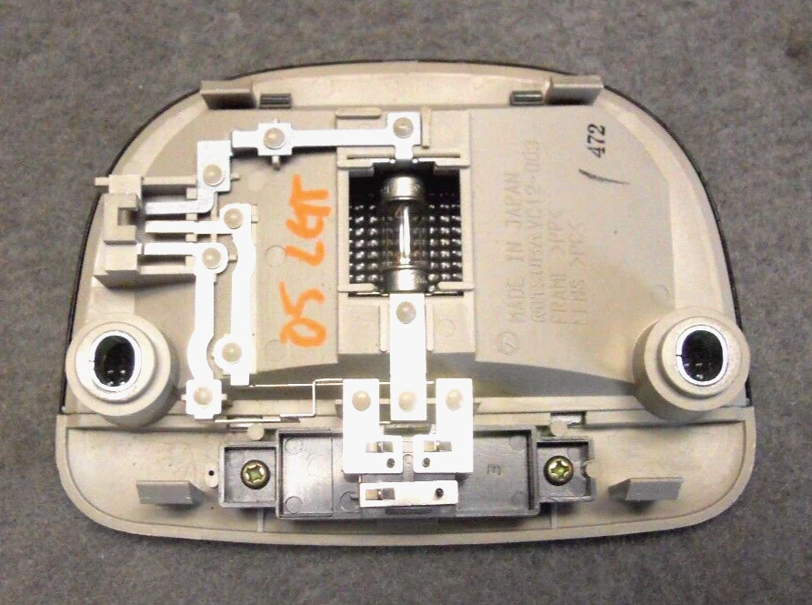 Conjunto de interruptor de luz de habitación Subaru Legacy Outback 2005-06 OEM P/N 84601AG01AOR Foto 2 de 4