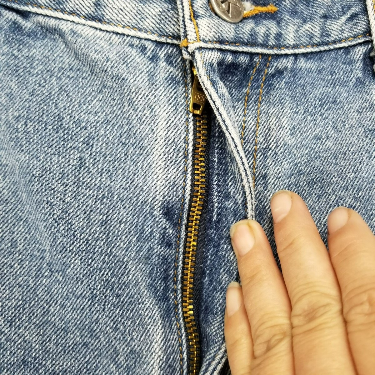 Calvin Klein Jeans Womens 32 Vintage Easy Fit Zipper Fly 100