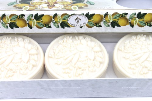 3 Pezzi Saponificio Artigianale Fiorentino Saponi Profumati al Limone Made In Italy - Foto 6 di 6