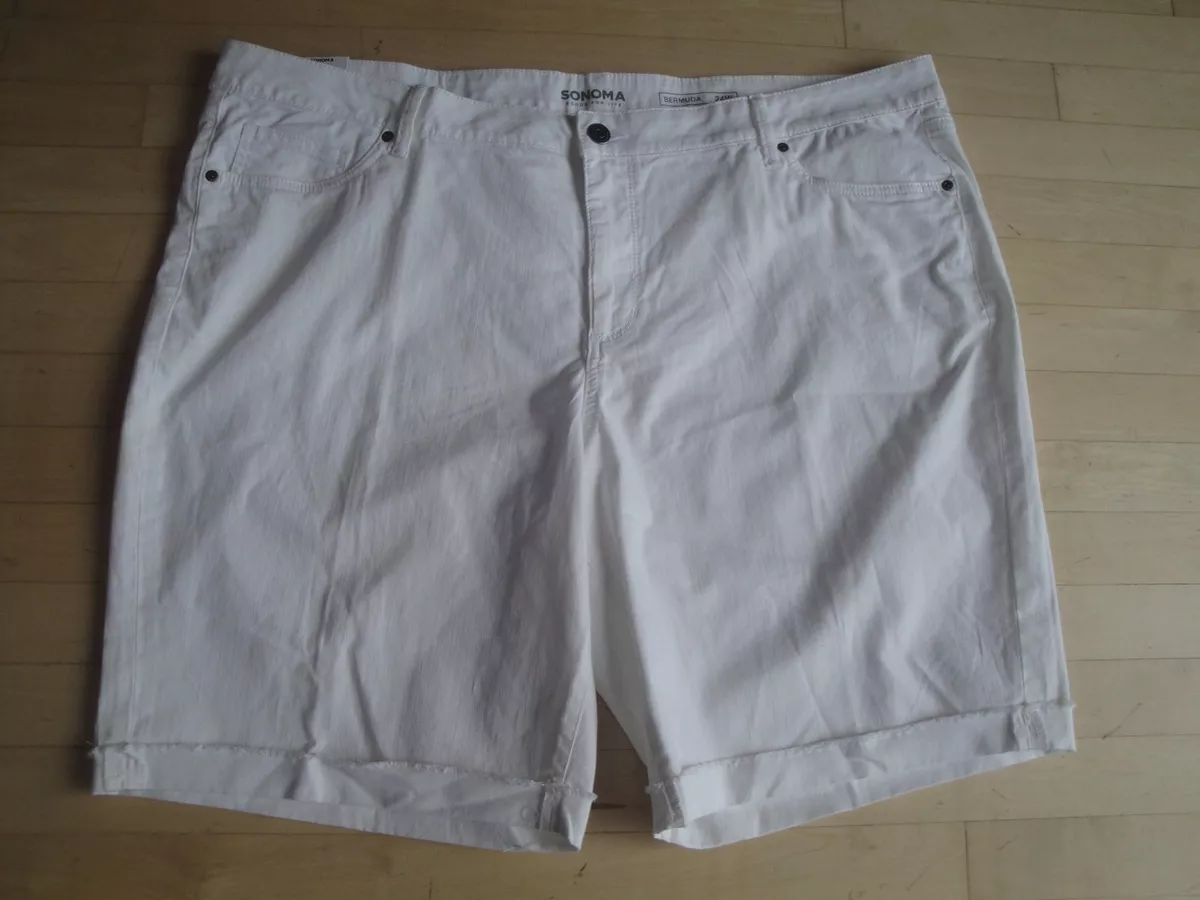 Sonoma Women s Bermuda Mid Rise White Shorts Flat Front Size 24W