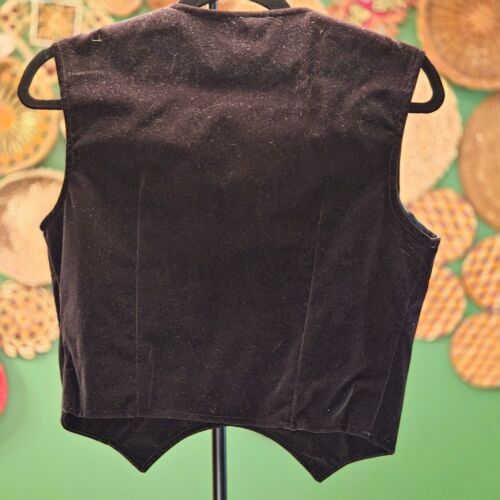 1970s Vintage Black Velvet Button-Up Vest – Size 6, Sharp & Versatile - Picture 3 of 5