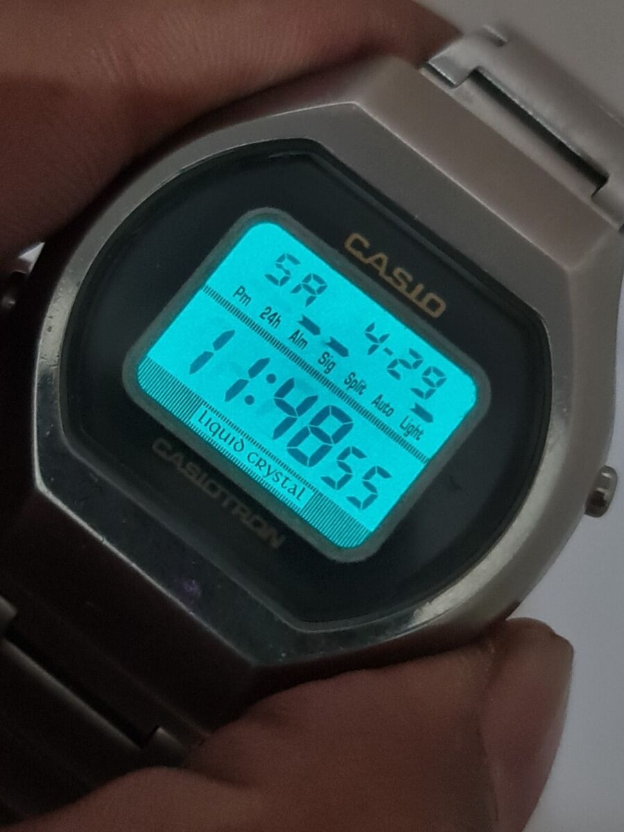 Casio Casiotron 1670 TRN-01 Digital Quartz Vintage Men's Casio Casiotron 1670 TRN-01 Digital Quartz Vintage Men's