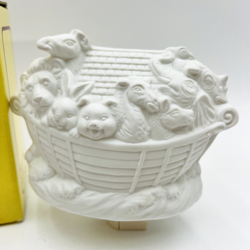 'Noah's Ark' Night Light Porcelain By Meico 1996 In Box - Picture 2 of 8