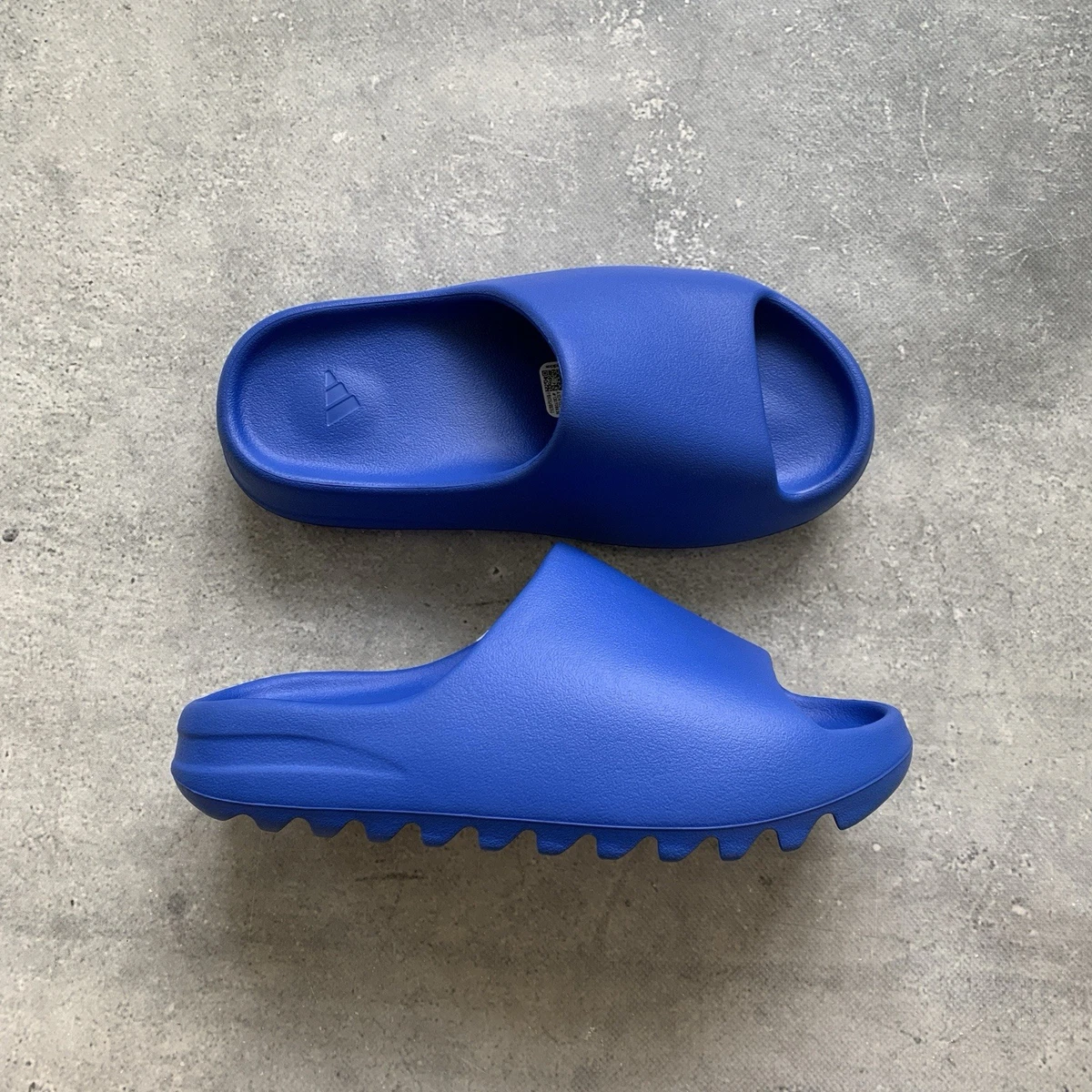 Preços baixos em Adidas Yeezy Slide | eBay