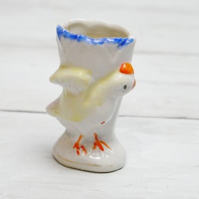 Vintage Small Porcelain Vase w a Chick Made In Japan Hand Painted