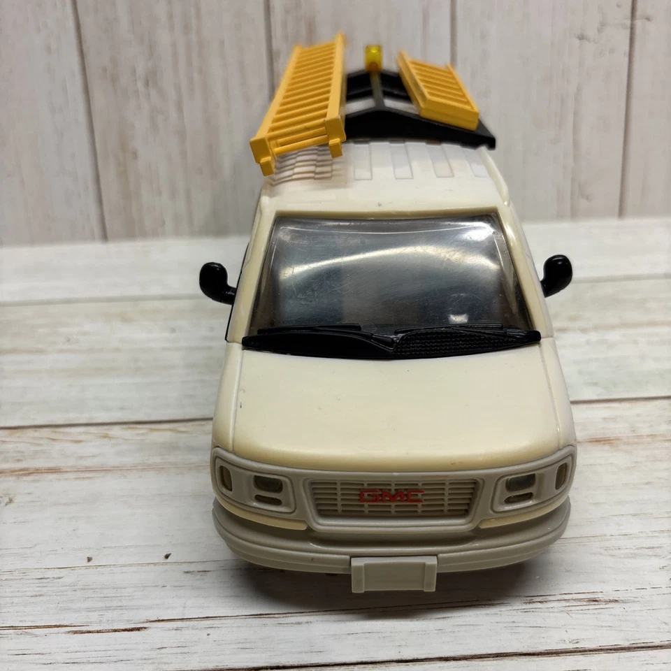 DG Productions Com Ed GMC Savana Van Model 1997-1-1 Piggy Bank Lights Up - Image 2 of 4