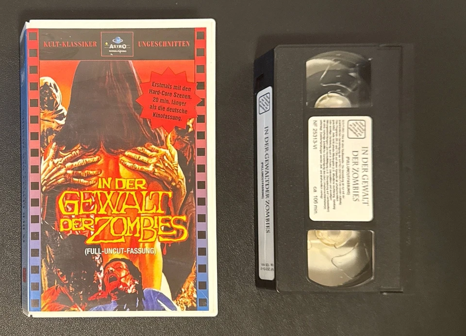 In der Gewalt der Zombies FSK18 106Min. 1999 Astro Hardbox VHS Sammler RAR - Bild 4 von 4