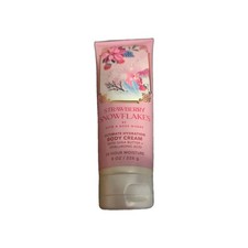 Bath  Body Works Strawberry Snowflakes Ultimate Hydration Body Cream 8oz