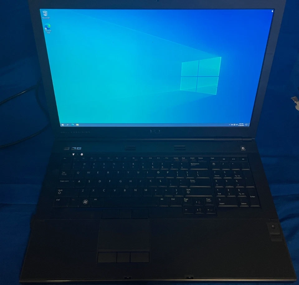 Laptop Dell Precision M6600 Intel Core I7-2820QM 2,30 GHz 8 GB RAM 240 GB SSD Foto 2 de 4