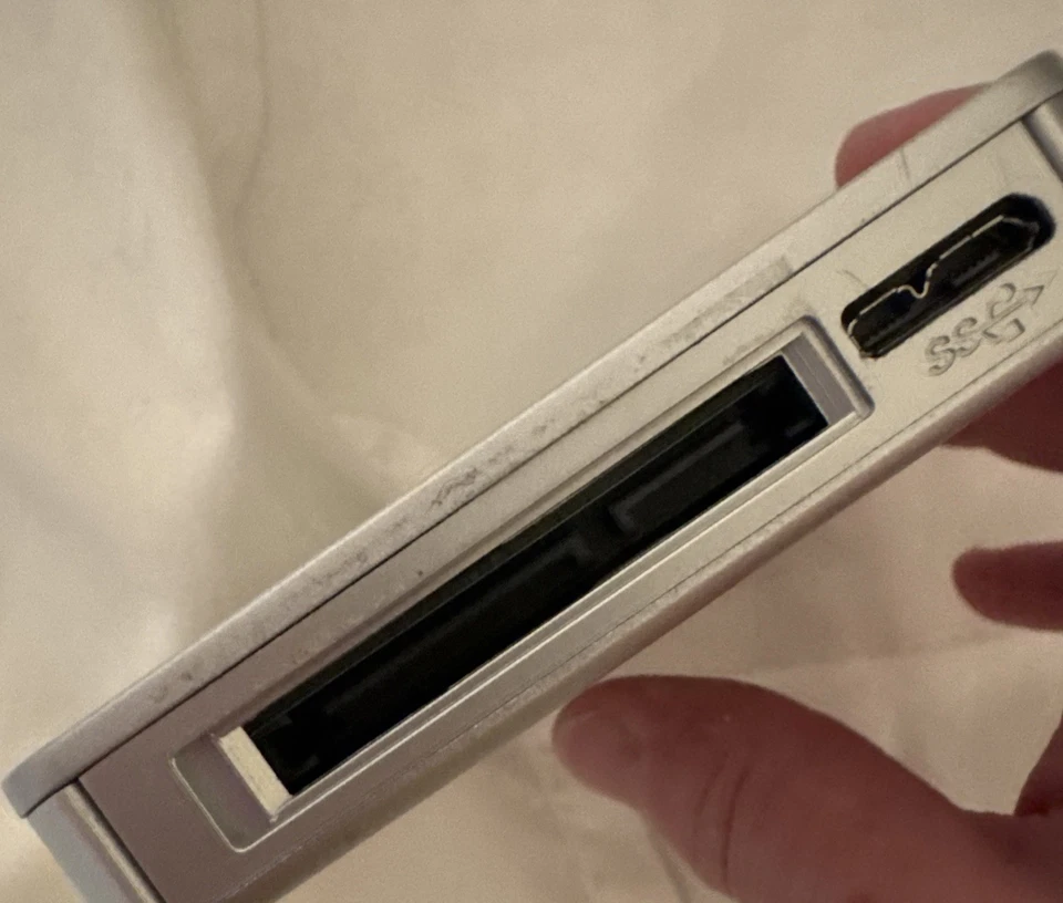 G-Technology G-DRIVE ev 1TB (0G02723) Used Good Shape - Image 4 of 4