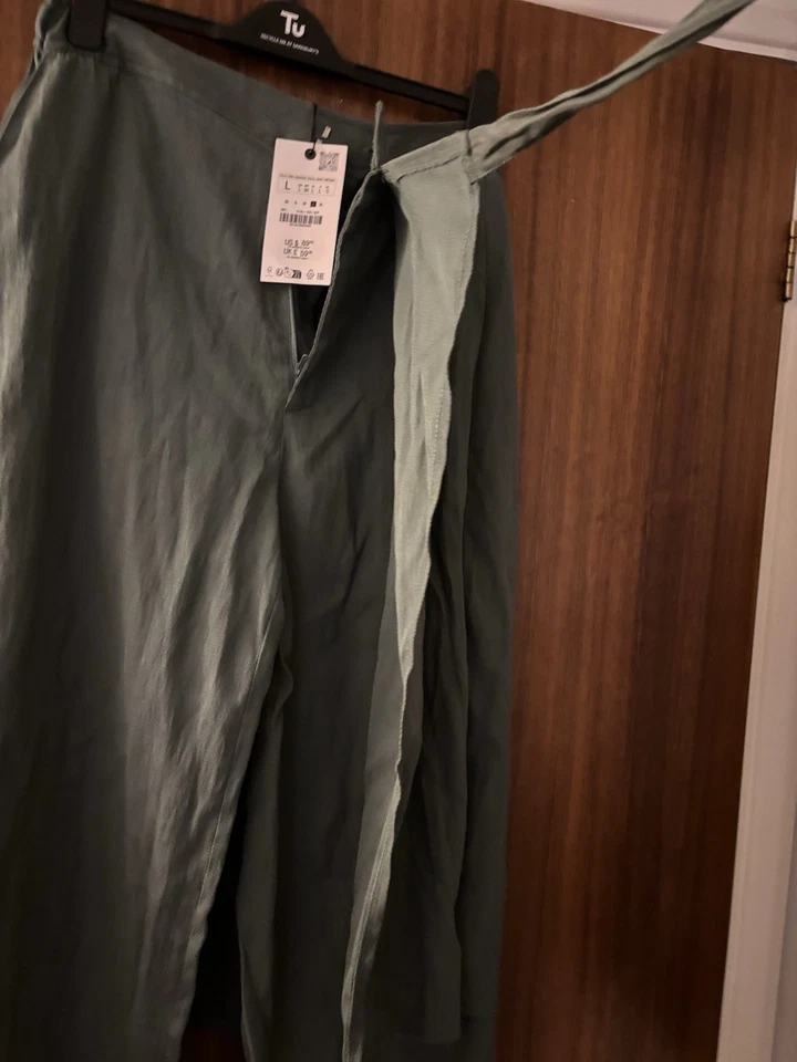 Ladies Size L Zara Khaki Trousers / Panel Bnwt Rrp £59.99 Modern Quirky Style - Image 3 of 4
