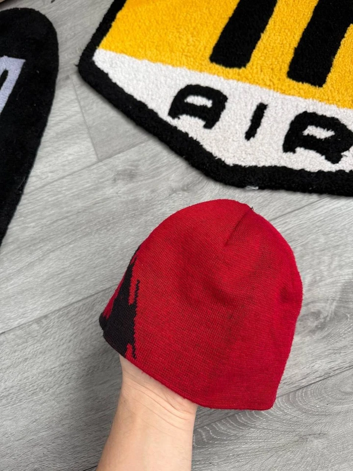 red Oakley Ellipse Beanie made is usa - Image 3 of 4