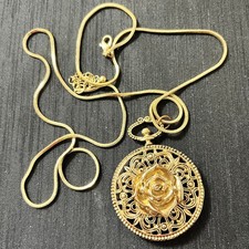 Vintage Gold Tone Pocket Watch Style Roise Flower Pendant Necklace 32-35 inches