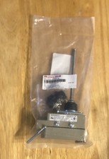 BZE6-2RN18 1PC New HONEYWELL BZE6-2RN18 Micro Switch Limit Switch Fast delivery