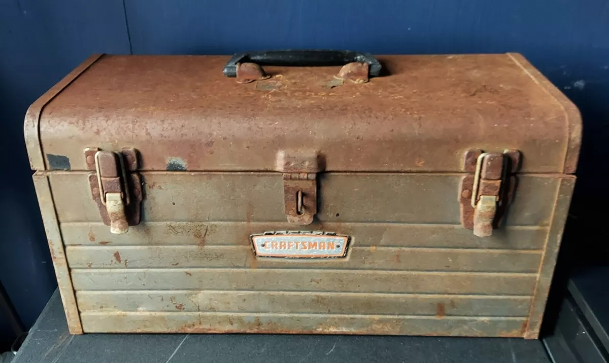 VINTAGE CRAFTSMAN METAL TOOL BOX WITH TRAY 18 x 8 x 9 6500 Used