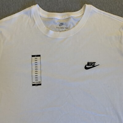 ★ Nike★ Sportswear Club T-shirt M White Black AR4999101 A Nike Sportswear Club Men's T-Shirt AR4997-101