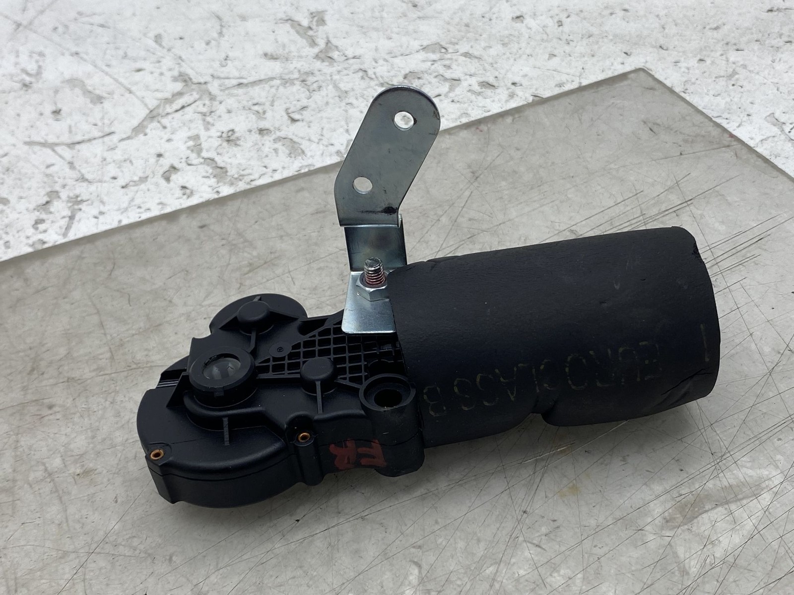 2019-2023 ASTON MARTIN VANTAGE OEM FRONT RIGHT SEAT ADJUSTMENT MOTOR SET OF 4