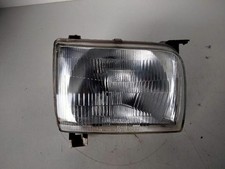 Feu avant (phare) Nissan PICK-UP