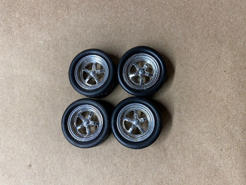CHROME Street Start Style Rims & FLAME Pattern Tread Tires Set 1/25 Model Car