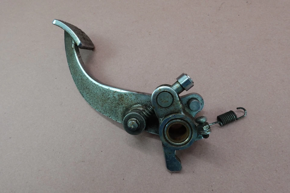 Рычаг педали тормоза 1987-2005 Suzuki Intruder 1400 VS1400 - Изображение 2 из 4