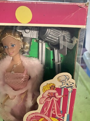 BARBIE PINK AND Pretty 1981 et Pink Jubilee 1987 Printemps et Rose du soir EUR 35,00 - FR