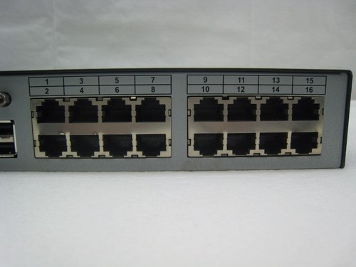 Avocent AutoView 3200 2x16-Port PS/2 USB VGA KVM-IP Switch AV3200 520-473-502 - Picture 3 of 6