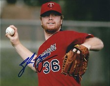 Signed  8x10 BLAINE BOYER  Minnesota Twins Autographed photo - COA 