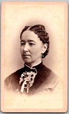 ANTIQUE CDV CIRCA 1870S MORTON GORGEOUS LADY IN DRESS PROVIDENCE RI