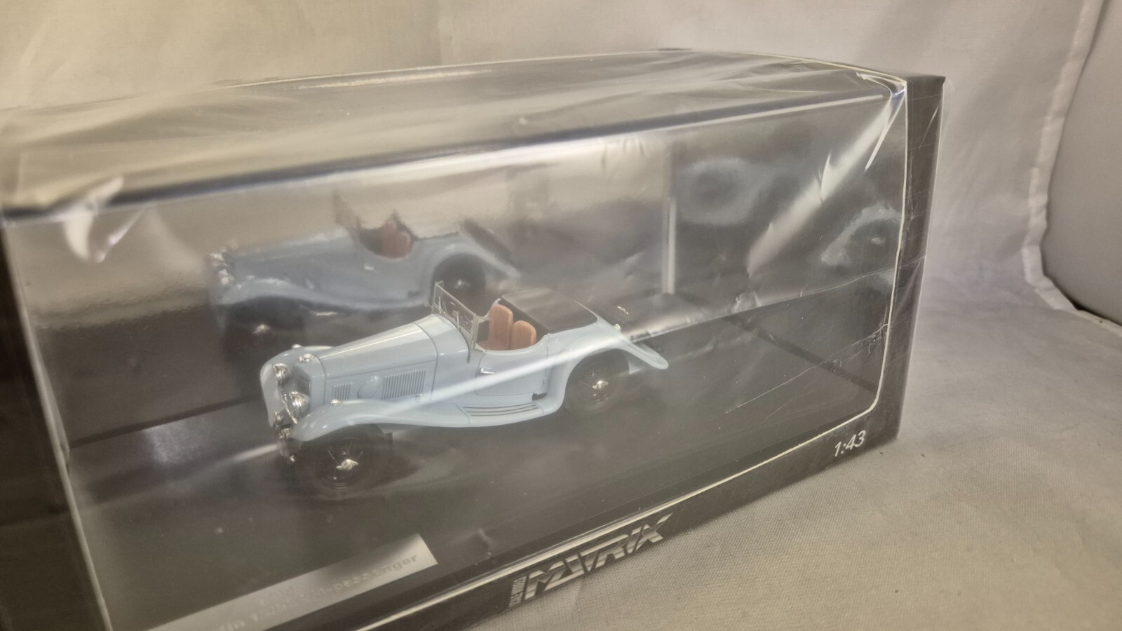 Miniature Aston Martin 15-98 1938 Matrix MX40108-171 gris 1/43