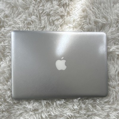 Apple MacBook Pro 13in Silver i5 2.5GHz 4GB 128GB SSD macOS Catalina
