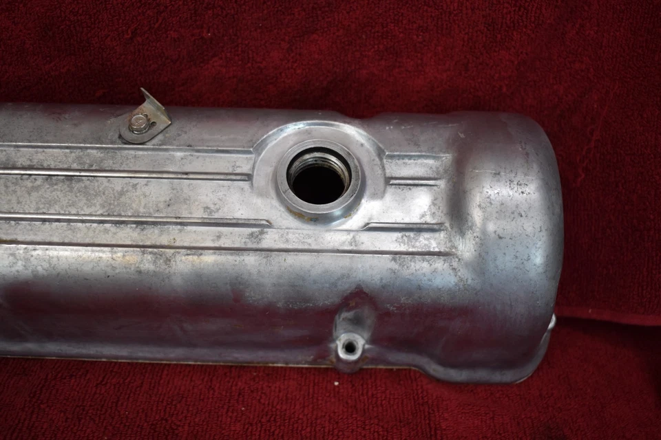 71-83 Datsun 240Z 260Z 280Z 280ZX valve rocker cover OEM used - Изображение 4 из 4