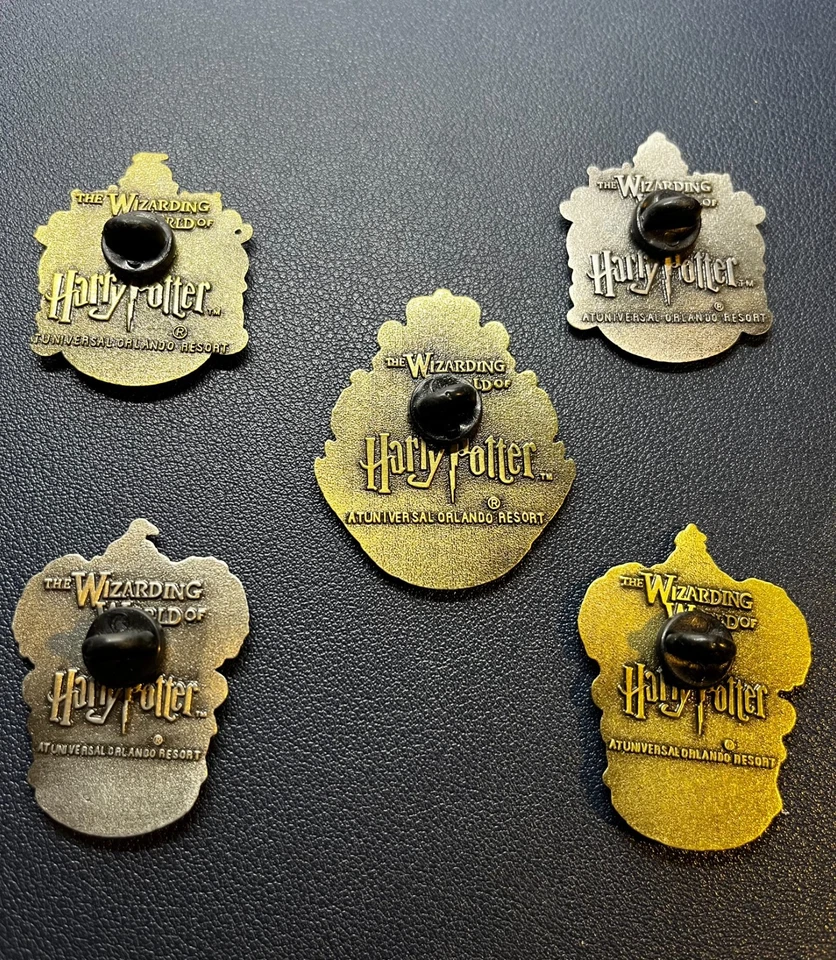 Harry Potter Brosche Pin Gryffindor Slytherin Hogwarts - Anstecker Metall Pin - Bild 2 von 4