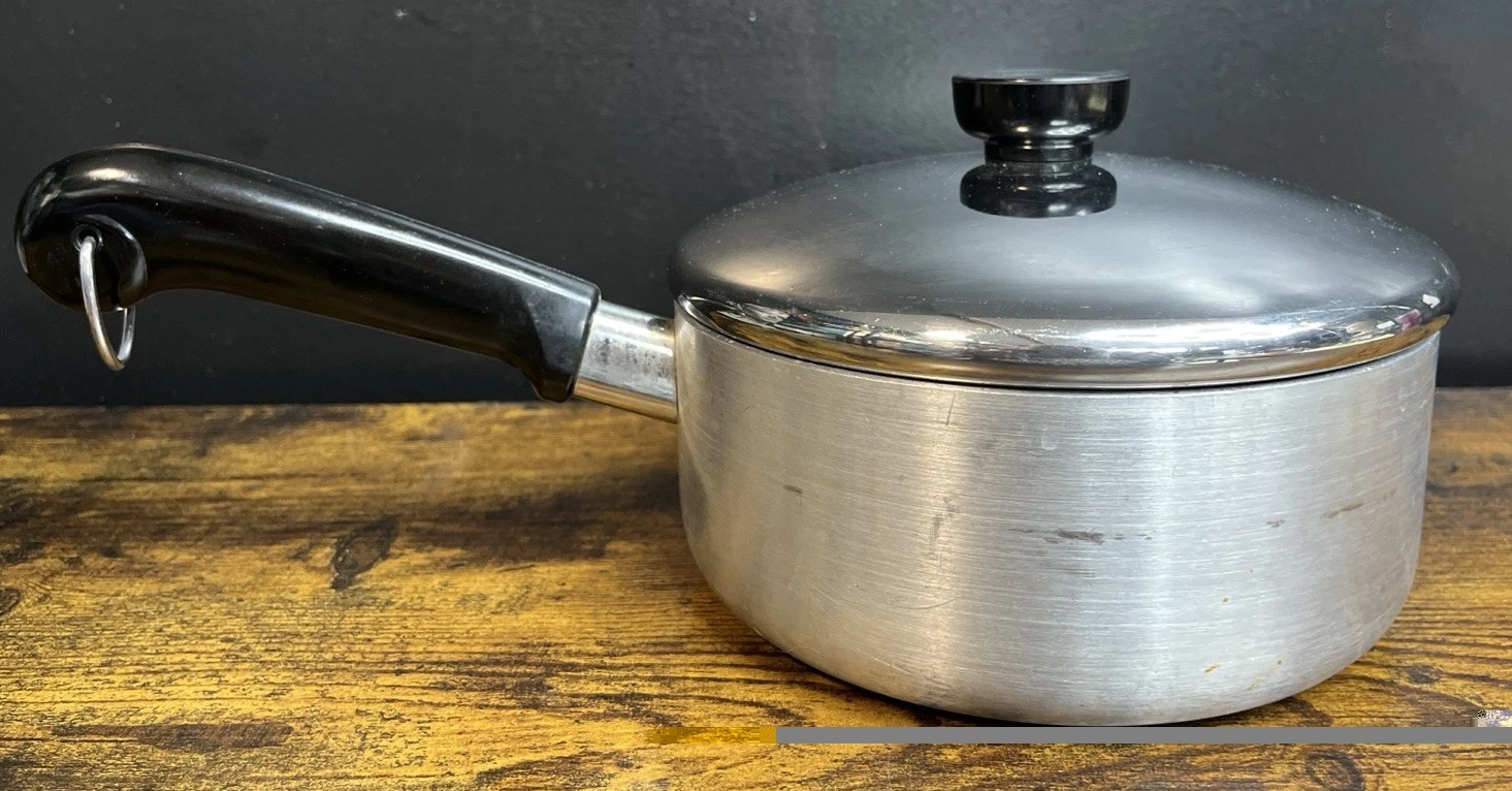 Revere Ware 1801 2 Quart Sauce Non Stick Pan Pot With Lid Stainless Steal Bottom