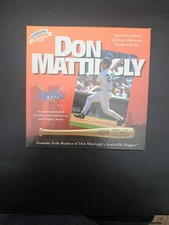Don Mattingly  Signature The Hitter Miniature Bat Card #03318 Limited Edition