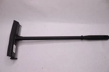 Auto Window Squeegee with Mesh Scrubber Black 8" 698085