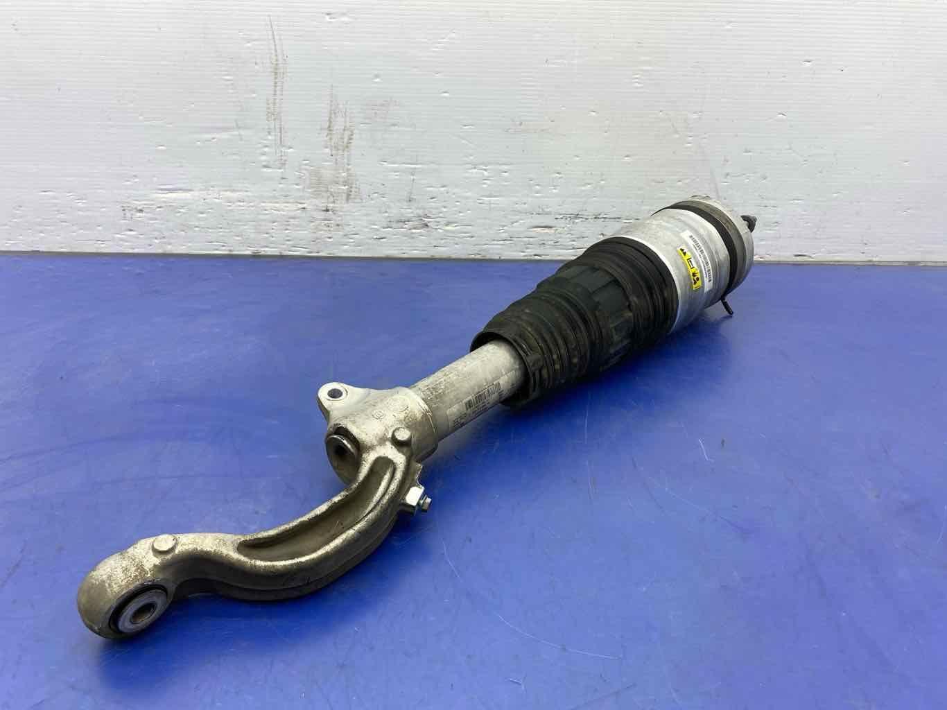 2017-2020 MASERATI LEVANTE 3.0L FRONT RIGHT SHOCK ABSORBER *60K* 462400012643