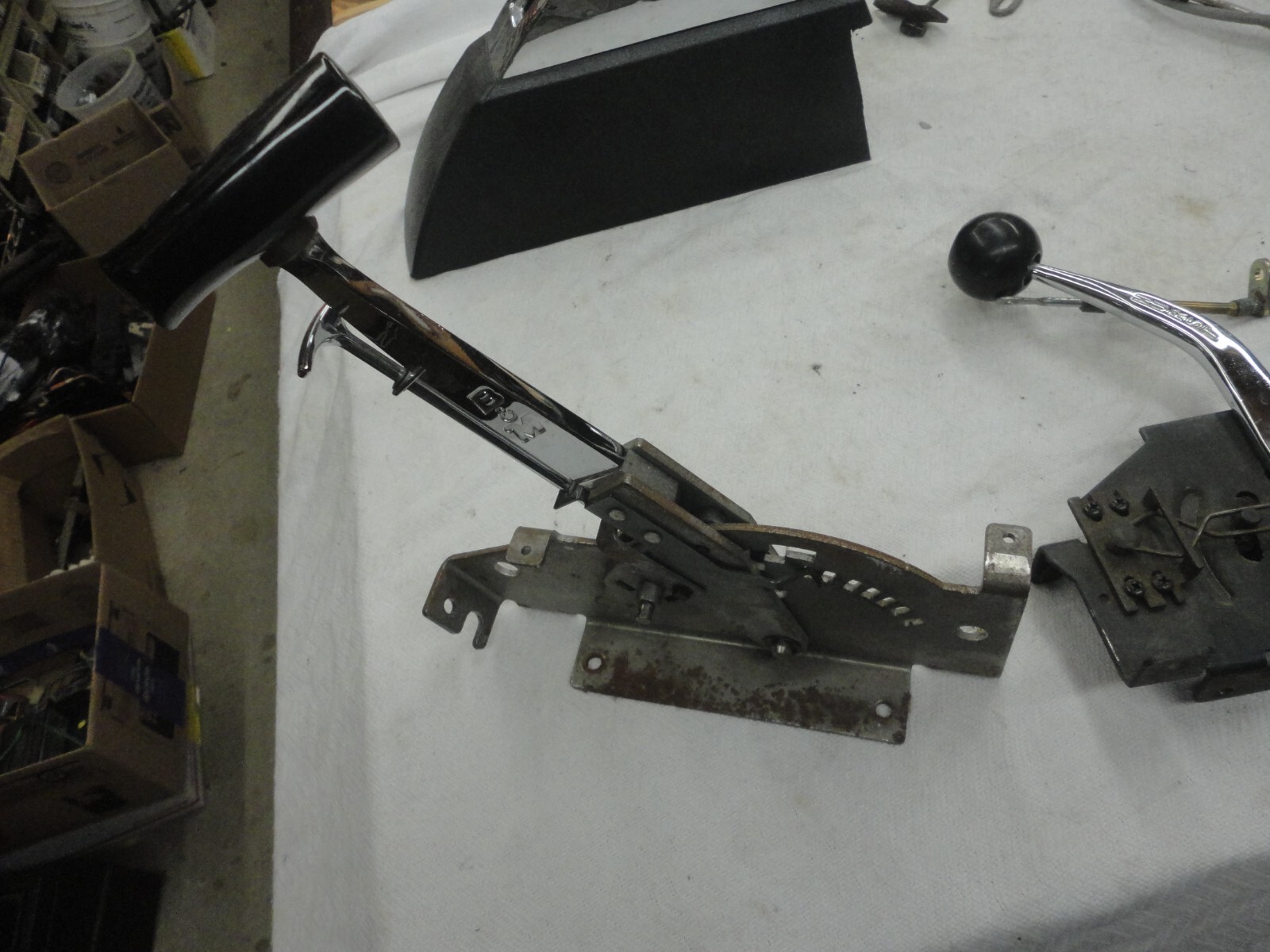 LOT OF 4 SHIFTERS,  Hurst Pro Matic ,  B&M Z-Gate Automatic , 2 OTHER NO NAME