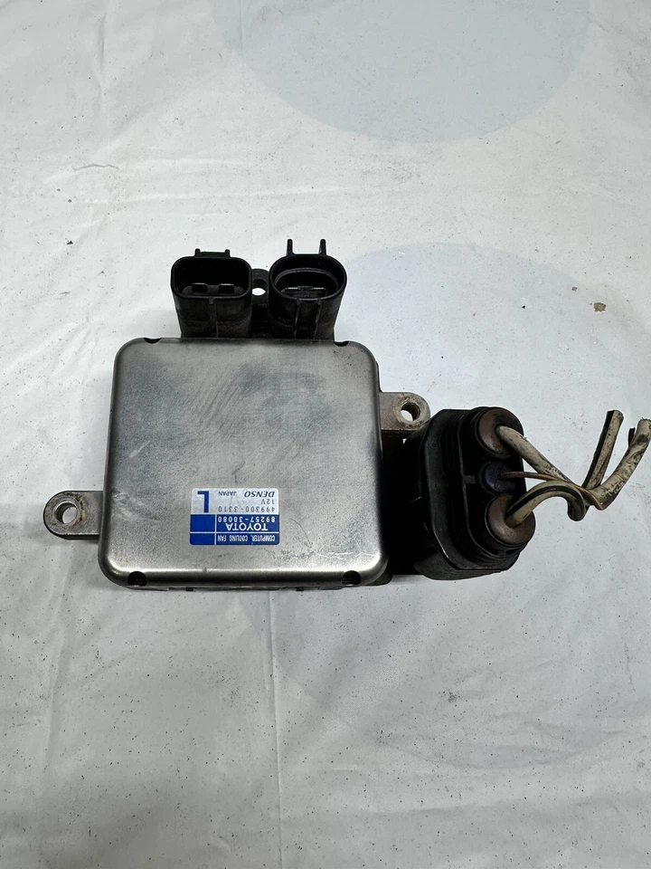Módulo de control del ventilador de refrigeración del radiador Toyota Lexus 89257-30080 probado OEM Foto 4 de 4