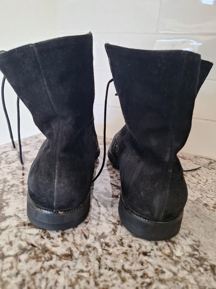 SALVATORE FERRAGAMO WOMENS  BLACK SUEDE COMBAT BOOTS SZ 9.5 B - Image 4 of 4