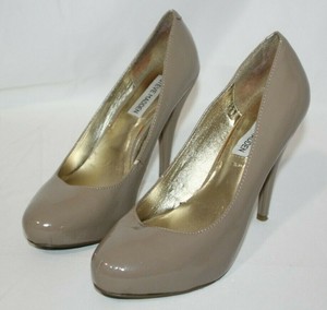 steve madden neutral