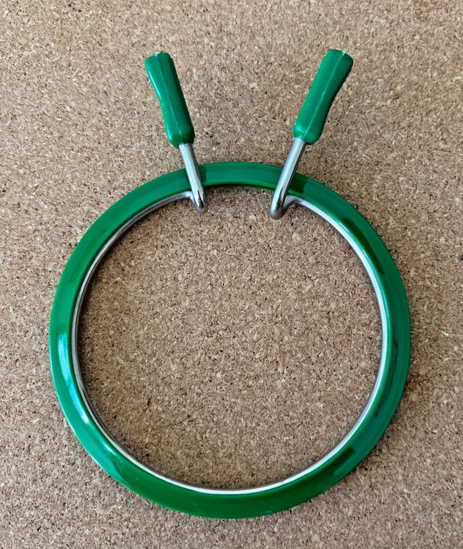 Vintage Embroidery Hoop 4" Pinch Tension Round Plastic Cross Stitch Squeeze