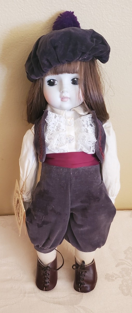 Vintage Pocelain Doll by Monsier Giraud 1976 in Tube 14'' Musical Love story Vintage Pocelain Doll by Monsier Giraud 1976 in Tube 14'' Musical Love story
