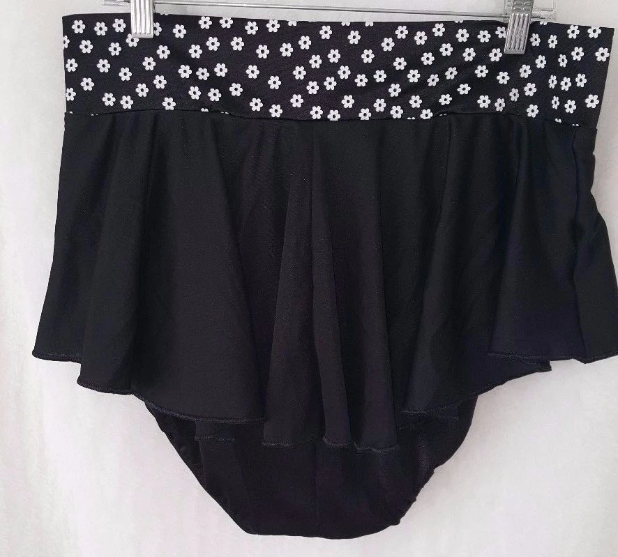 Womens Swim Skirt Bottom Size 40 XL X Large XXL 2XL 1X Black White Floral - Image 3 of 3