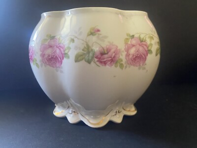 Antique Moritz Zdekauer MZ Austria Scalloped  Pink Roses W/Gold Trim Bowl Vase