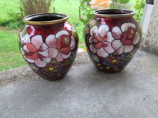 paire de vase en émaux de limoges rouge sang à décor de fleur 