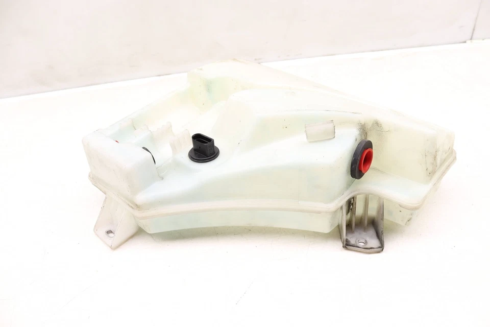 2011-2018 PORSCHE CAYENNE - Reservatório para lavadora de para-brisa / TANQUE 95852870300 - Imagem 2 de 4