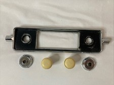 1967 Volkswagen Sapphire V Radio Faceplate Knobs Bendix Bv7