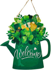 St. Patrick's Day Indoor Decorations, Wooden Shamrock Wreath Sign